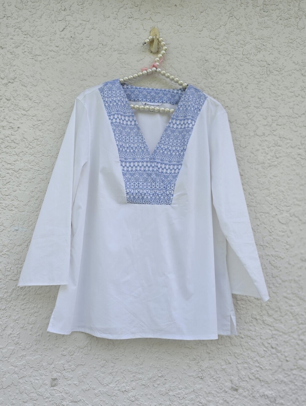 Brooks Brothers White Cotton Embroidered V-Neck Tunic Top Size Xl